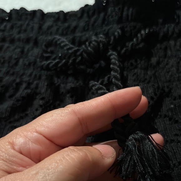 BNWOT Black Lace Coverup Shorts by Roxy .. No Size Measurements in Pics - Picture 5 of 10